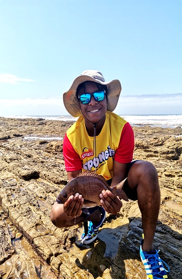 kg fishing image 365x560